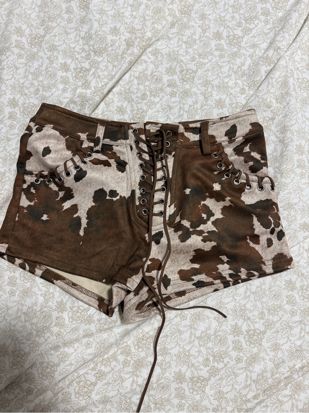 SHEIN Brown Cow-Print Lace-Up Women's Shorts